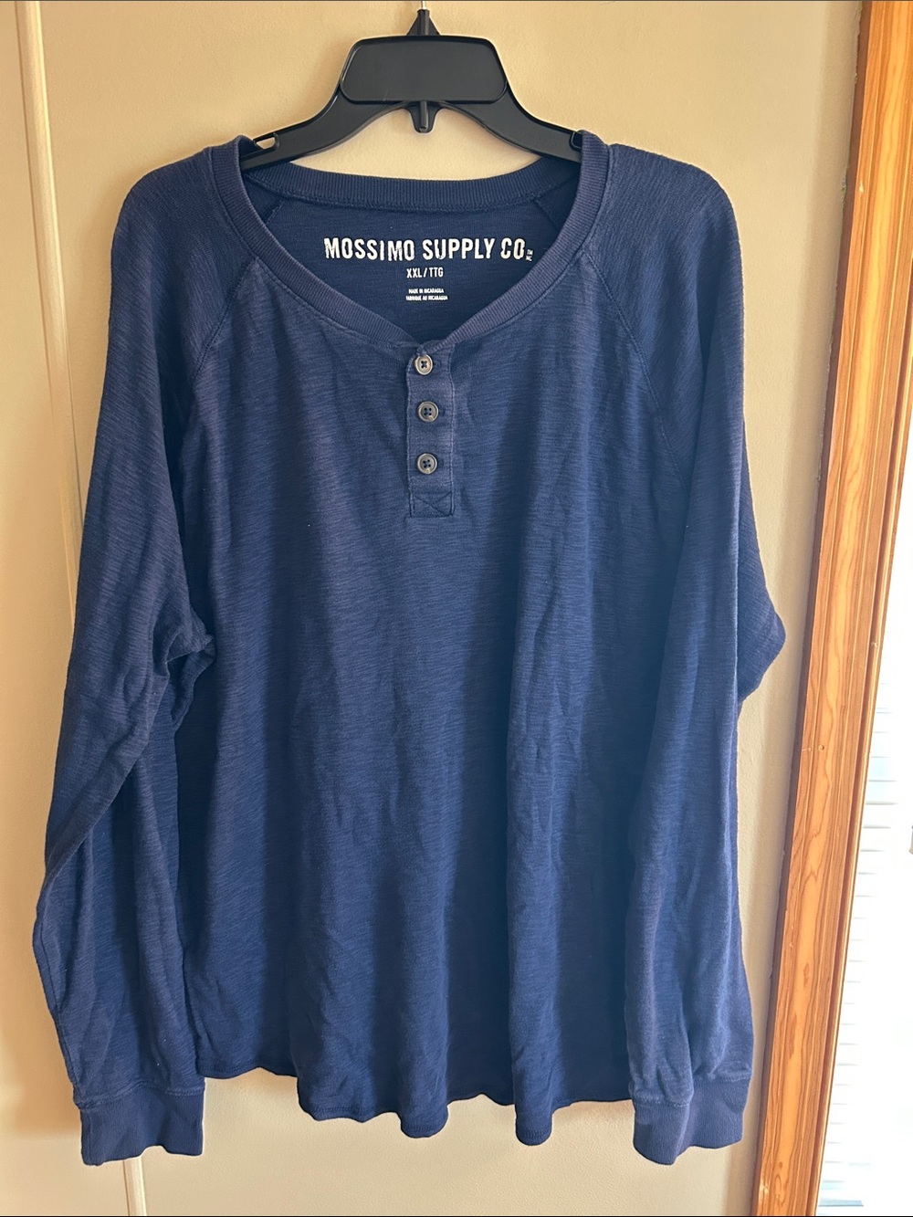 Mossimo Supply Co. Navy Long-Sleeve Henley Shirt